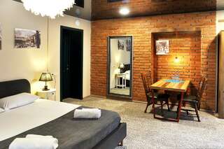 Отель Art Hotel Claude Monet Тбилиси Семейный люкс-3