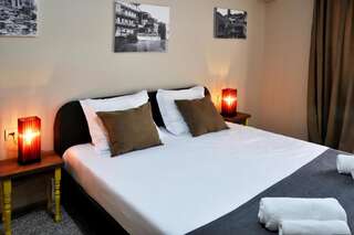 Отель Art Hotel Claude Monet Тбилиси Стандартный двухместный номер с 1 кроватью-6